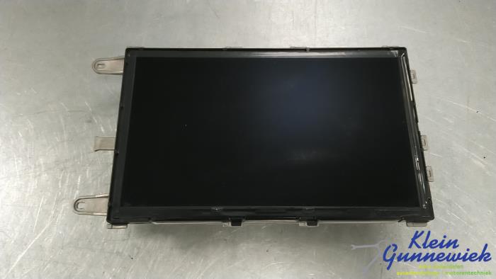 Begagnade Innerdisplay Mercedes E-Klasse Pris € 363,00 Marginaltabell erbjuds av Klein Gunnewiek Autodemontage & Motorentechniek