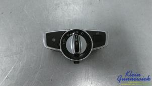 Used Light switch Mercedes E-Klasse Price € 45,00 Margin scheme offered by Klein Gunnewiek Autodemontage & Motorentechniek