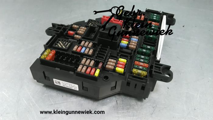 Fuse box from a BMW 5-Serie 2011