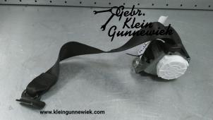 Used Rear seatbelt, centre Mercedes A-Klasse Price € 55,00 Margin scheme offered by Gebr.Klein Gunnewiek Ho.BV