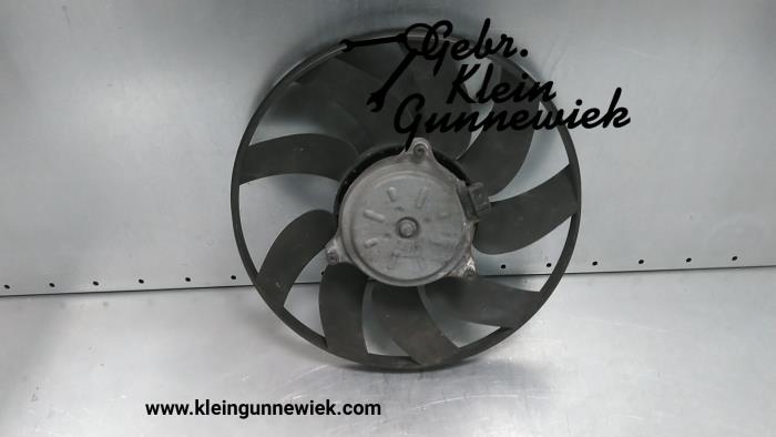 Ventilateur moteur d'un Volkswagen Crafter 2011