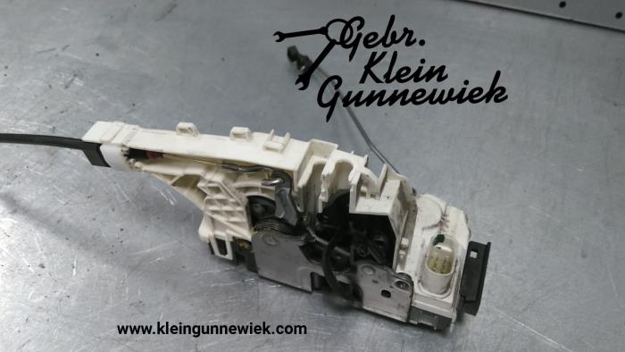 Tailgate lock mechanism from a Volkswagen Crafter 2011