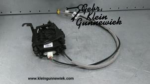 Gebrauchte Schließhilfsmotor Heckklappe BMW 4-Serie Preis € 125,00 Margenregelung angeboten von Gebr.Klein Gunnewiek Ho.BV