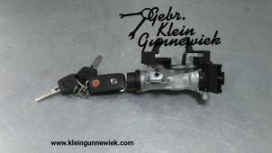 Usados Cerradura de contacto y llave Volkswagen E-Up Precio € 50,00 Norma de margen ofrecido por Gebr.Klein Gunnewiek Ho.BV