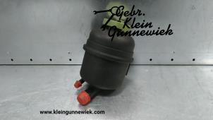 Gebrauchte Lenkkraftverstärker Ölbehälter Volkswagen Crafter Preis € 25,00 Margenregelung angeboten von Gebr.Klein Gunnewiek Ho.BV