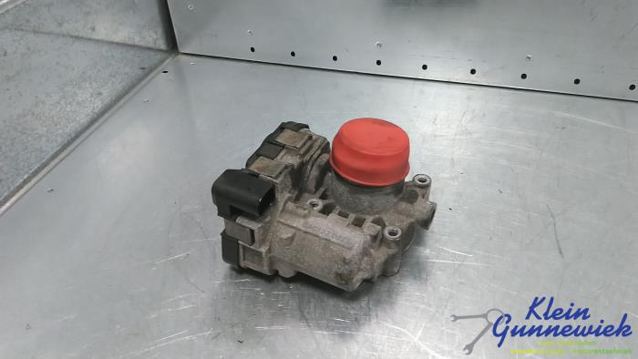 Usagé Boitier papillon Volkswagen Golf Prix € 125,00 Règlement à la marge proposé par Klein Gunnewiek Autodemontage & Motorentechniek