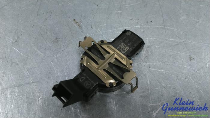 Begagnade Regnsensor Mercedes Sprinter Pris € 29,00 Marginaltabell erbjuds av Klein Gunnewiek Autodemontage & Motorentechniek