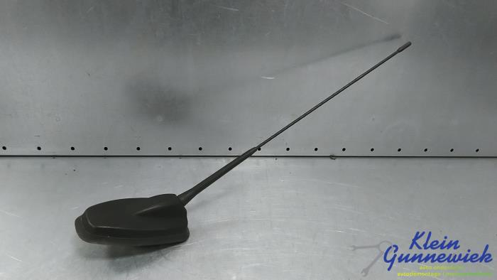 Używane Antena GPS Mercedes Sprinter Cena € 28,00 Procedura marży oferowane przez Klein Gunnewiek Autodemontage & Motorentechniek