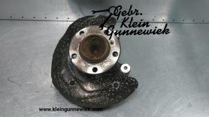 Used Knuckle, front left BMW 3-Serie Price € 100,00 Margin scheme offered by Gebr.Klein Gunnewiek Ho.BV