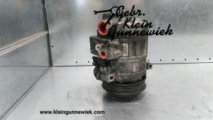 Used Air conditioning pump Mercedes 207 - 410 Price € 95,00 Margin scheme offered by Gebr.Klein Gunnewiek Ho.BV