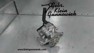 Gebrauchte Ölpumpe Mercedes 307D Preis € 60,00 Margenregelung angeboten von Gebr.Klein Gunnewiek Ho.BV