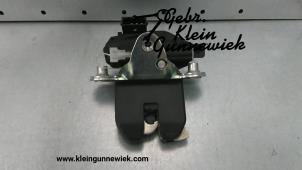 Used Tailgate lock mechanism Skoda Fabia Price € 25,00 Margin scheme offered by Gebr.Klein Gunnewiek Ho.BV