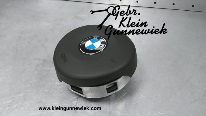 Left airbag (steering wheel) from a BMW X4 2018