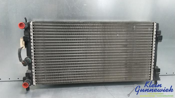 Usagé Radiateur Seat Ibiza Prix € 35,00 Règlement à la marge proposé par Klein Gunnewiek Autodemontage & Motorentechniek