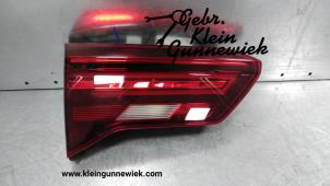 Usagé Feu arrière secondaire gauche Volkswagen T-Roc Prix € 75,00 Règlement à la marge proposé par Gebr.Klein Gunnewiek Ho.BV