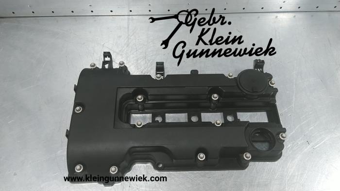 Rocker cover from a Opel Astra 2010