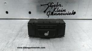 Używane Przelacznik ogrzewania fotela BMW X4 Cena € 15,00 Procedura marży oferowane przez Gebr.Klein Gunnewiek Ho.BV