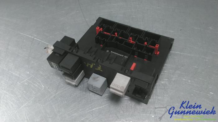 Used Body control computer Volkswagen Touran Price € 30,00 Margin scheme offered by Klein Gunnewiek Autodemontage & Motorentechniek