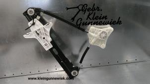 Usagé Mécanique vitre 4portes arrière droite Volkswagen Taigo Prix € 45,00 Règlement à la marge proposé par Gebr.Klein Gunnewiek Ho.BV