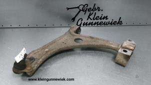Used Front lower wishbone, left Volkswagen Tiguan Price € 50,00 Margin scheme offered by Gebr.Klein Gunnewiek Ho.BV