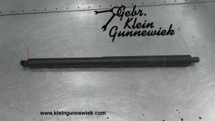 Used Rear gas strut, right Volkswagen T-Roc Price € 25,00 Margin scheme offered by Gebr.Klein Gunnewiek Ho.BV