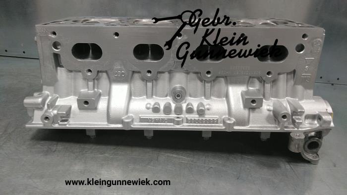 Cylinder head from a Opel Corsa 2009