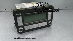 Używane Radioodtwarzacz CD Volkswagen Eos Cena € 75,00 Procedura marży oferowane przez Gebr.Klein Gunnewiek Ho.BV