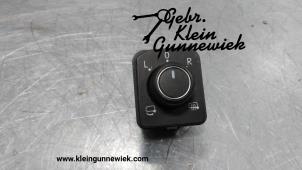 Gebrauchte Spiegel Schalter Volkswagen T-Roc Preis € 20,00 Margenregelung angeboten von Gebr.Klein Gunnewiek Ho.BV