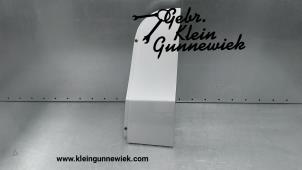 Used Tank cap cover Mercedes Vito Price € 35,00 Margin scheme offered by Gebr.Klein Gunnewiek Ho.BV