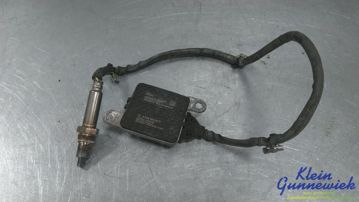 Używane Sonda lambda Mercedes Vito Cena € 125,00 Procedura marży oferowane przez Klein Gunnewiek Autodemontage & Motorentechniek