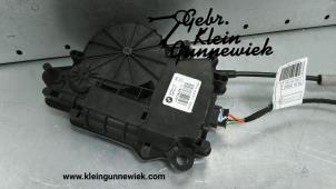 Używane Silnik rygla tylnej klapy BMW X3 Cena € 75,00 Procedura marży oferowane przez Gebr.Klein Gunnewiek Ho.BV