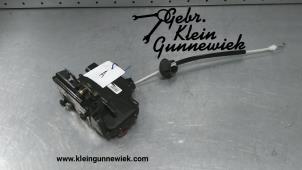 Usagé Serrure portière mécanique 4portes arrière gauche Audi A2 Prix € 40,00 Règlement à la marge proposé par Gebr.Klein Gunnewiek Ho.BV