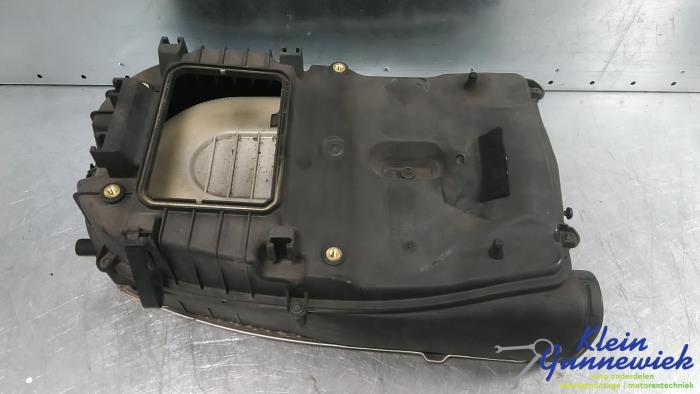 Gebrauchte Luftfiltergehäuse Mercedes GLK-Klasse Preis € 27,00 Margenregelung angeboten von Klein Gunnewiek Autodemontage & Motorentechniek