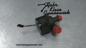 Usados Bomba de agua Volkswagen Crafter Precio € 45,00 Norma de margen ofrecido por Gebr.Klein Gunnewiek Ho.BV