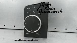 Używane Przelacznik interfejsu czlowiek-maszyna BMW X3 Cena € 75,00 Procedura marży oferowane przez Gebr.Klein Gunnewiek Ho.BV