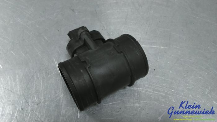 Usagé Débitmètre Opel Corsa Prix € 20,00 Règlement à la marge proposé par Klein Gunnewiek Autodemontage & Motorentechniek