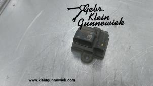 Used Glow plug relay Mercedes GLK-Klasse Price € 25,00 Margin scheme offered by Gebr.Klein Gunnewiek Ho.BV