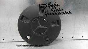 Usagé Enjoliveur Mercedes Vito Prix € 10,00 Règlement à la marge proposé par Gebr.Klein Gunnewiek Ho.BV