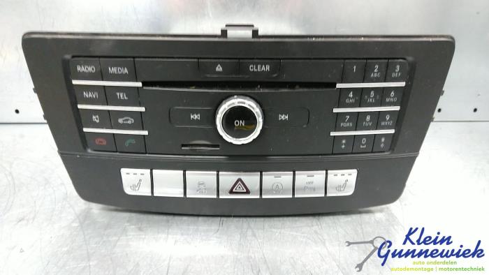 Usagé Système navigation Mercedes GLE Prix € 795,00 Règlement à la marge proposé par Klein Gunnewiek Autodemontage & Motorentechniek