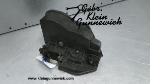Używane Mechanizm blokady drzwi lewych przednich wersja 4-drzwiowa BMW 1-Serie Cena € 50,00 Procedura marży oferowane przez Gebr.Klein Gunnewiek Ho.BV