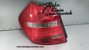 Gebrauchte Rücklicht links BMW 1-Serie Preis € 40,00 Margenregelung angeboten von Gebr.Klein Gunnewiek Ho.BV