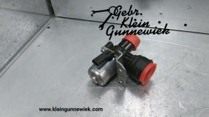 Used Electric heater valve Mercedes C-Klasse Price € 30,00 Margin scheme offered by Gebr.Klein Gunnewiek Ho.BV