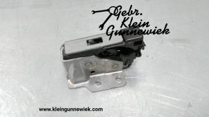 Used Tailgate lock mechanism Mercedes Sprinter Price € 45,00 Margin scheme offered by Gebr.Klein Gunnewiek Ho.BV