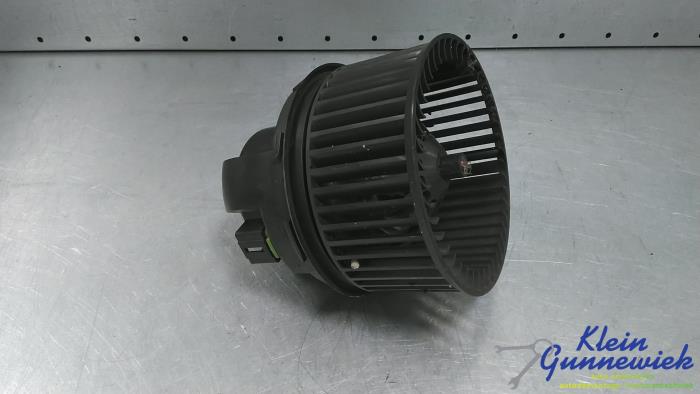 Heating and ventilation fan motor Volvo V40 - AV6N18456AA