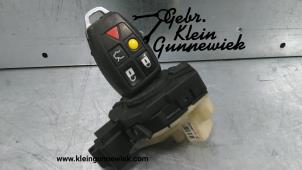 Used Ignition lock + key Volvo V50 Price € 55,00 Margin scheme offered by Gebr.Klein Gunnewiek Ho.BV
