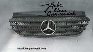 Used Grille Mercedes Vito Price € 35,00 Margin scheme offered by Gebr.Klein Gunnewiek Ho.BV