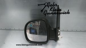 Gebrauchte Außenspiegel links Mercedes Vito Preis € 45,00 Margenregelung angeboten von Gebr.Klein Gunnewiek Ho.BV
