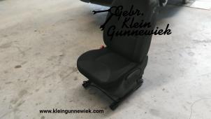 Used Seat, left Renault Clio Price € 95,00 Margin scheme offered by Gebr.Klein Gunnewiek Ho.BV