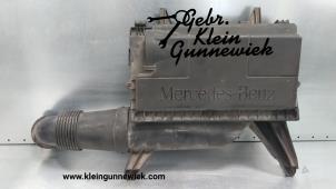 Używane Obudowa filtra powietrza Mercedes Vito Cena € 45,00 Procedura marży oferowane przez Gebr.Klein Gunnewiek Ho.BV
