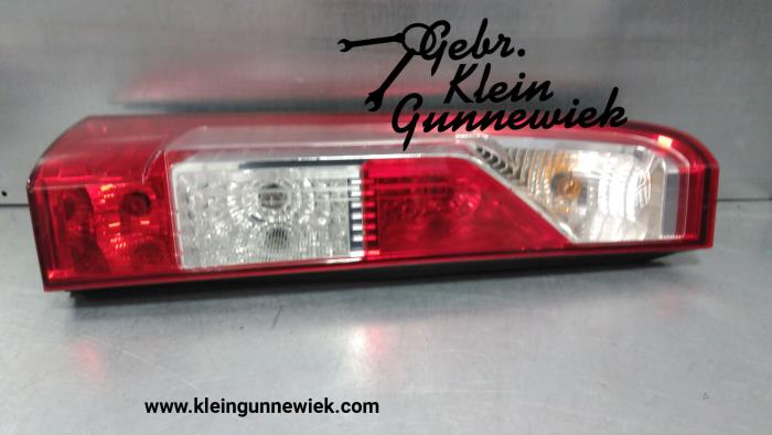 Taillight, left from a Opel Movano 2020